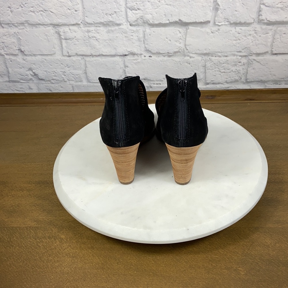 Susina Wedge Peep Toe Shoes - Picture 4 of 9